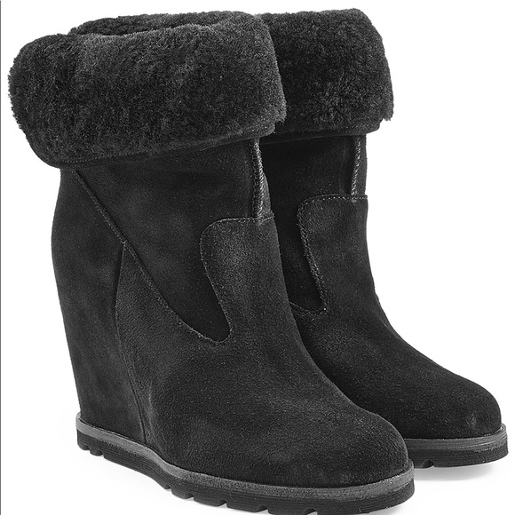 ugg kyra wedge bootie